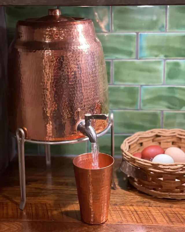 Niagara Copper Water Dispenser with Lid