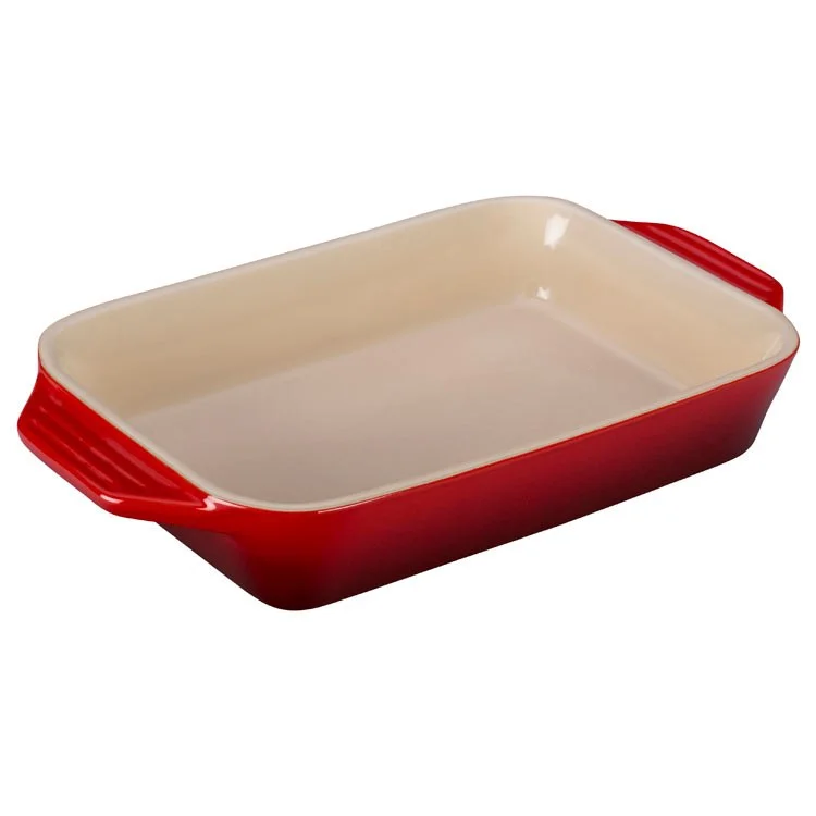 1.8-Quart (10.5" x 7") Rectangular Dish - Cerise